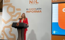 La Secretaria de Salud, Alma Rosa Marroquín,