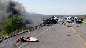 Reportan un aparatoso accidente sobre la autopista Cuacnopalan-Oaxaca, hay un saldo preliminar de 8 personas muertas.