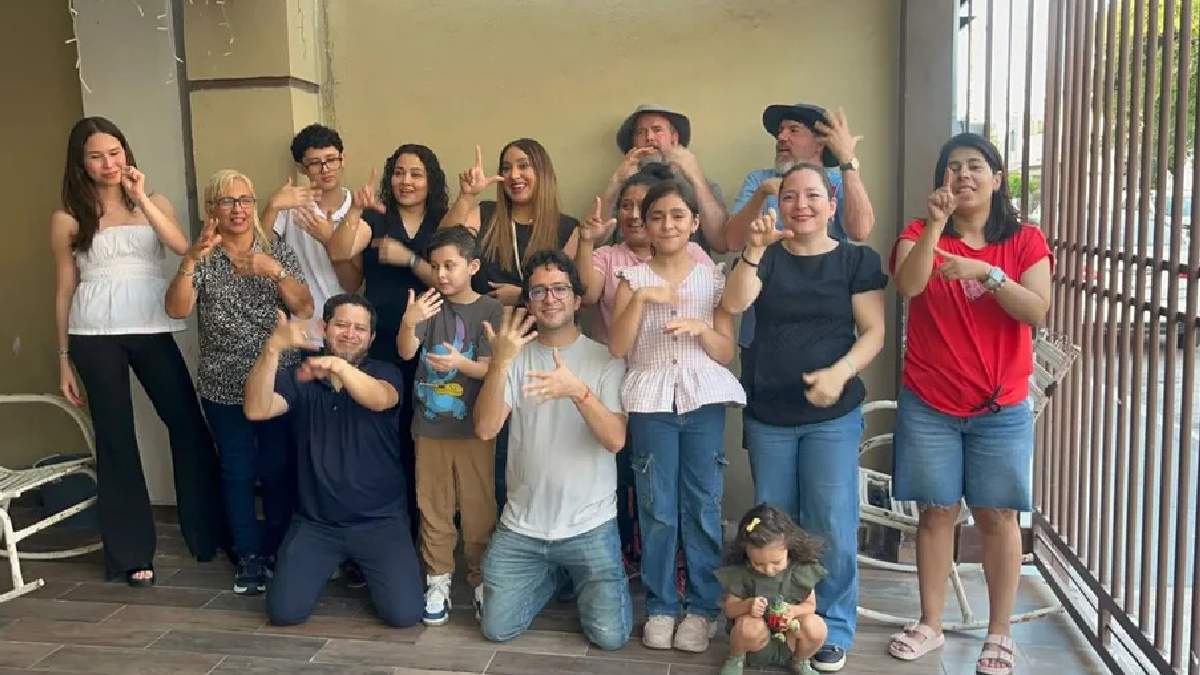 En México se estima que entre 87 mil y 100 mil personas se comunican usando la Lengua de Señas. | Susana Paredes
