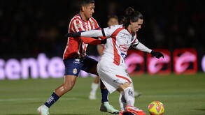 Diego Campillo ya informó a su equipo sobre su deseo de regresar a Chivas, sin embargo, el Rebaño deberá pagar su cláusula de rescisión.