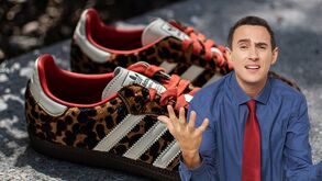 Dueños de SNKR Bros denuncian incautación ilegal de más de mil productos por Comercio Exterior en Sonata, Puebla. Alertan sobre abuso contra empresas.