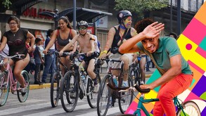 Encuerados en bicicleta Guadalajara