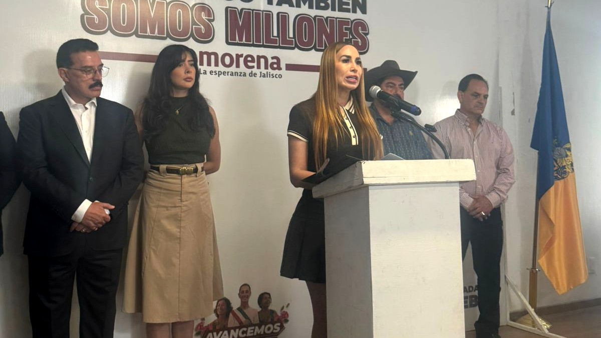 Diputados y senadores de Morena Jalisco en conferencia de prensa reciente | Telediario