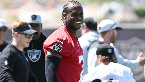 El nuevo mariscal del equipo de Las Vegas en la NFL habló para Canal 6 Deportes sobre la pretemporada de la franquicia ‘Silver & Black’.