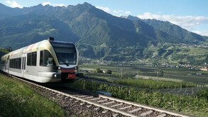 Para la licitación del primer tramo del tren de pasajeros fueron 48 las empresas constructoras las que se inscribieron y presentaron proyectos.