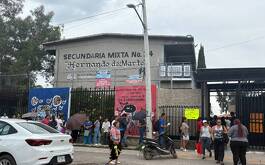 Madres de familia denuncian cuotas voluntarias altas