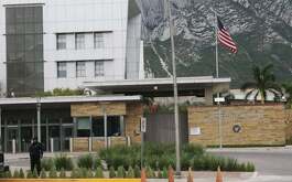 El Consulado de Estados Unidos en Monterrey confirmó la muerte del vicecónsul en un accidente automovilístico en el estado de Coahuila.