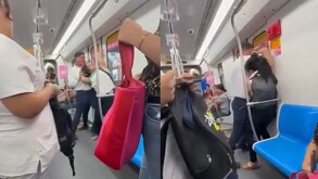 La pelea tuvo que ser detenida por el conductor de la unidad