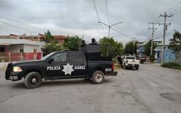 Un hombre fue atacado a balazos en calles de la colonia Vaquerías, a unos cinco kilómetros del Centro del municipio de Juárez, Nuevo León.