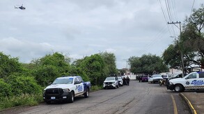 Los elementos de la policía municipal se encontraban en su pase de lista cuando un dron sobrevoló el edificio y lanzó un explosivo.