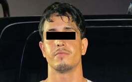 Un hombre de origen colombiano fue detenido con envoltorios con droga en calles del Centro de Monterrey, cerca del Mesón Estrella.
