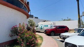 Vecinos de la colonia Lázaro Cardenas pidieron la ayuda de elementos de la Policía Municipal para ayudar a un hombre que estaba muerto en su casa.