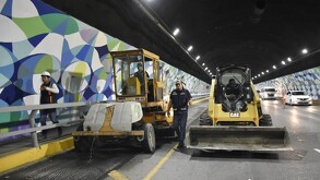 Mantenimiento en pavimento en túnel de la Loma Larga
