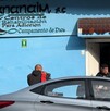 Tras dejarlo en el anexo, los sujetos avisaron a sus familiares que se encontraba inconsciente y por ello solicitaron los servicios de emergencia. Tras dejarlo en el anexo, los sujetos avisaron a sus familiares que se encontraba inconsciente y por ello solicitaron los servicios de emergencia.