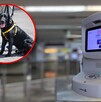 Luego de que se les negara el acceso en la estación Escuadrón 401, Ivanna, su perro y su entrenador se fueron a Coyuya, donde también les negaron la entrada. Luego de que se les negara el acceso en la estación Escuadrón 401, Ivanna, su perro y su entrenador se fueron a Coyuya, donde también les negaron la entrada.