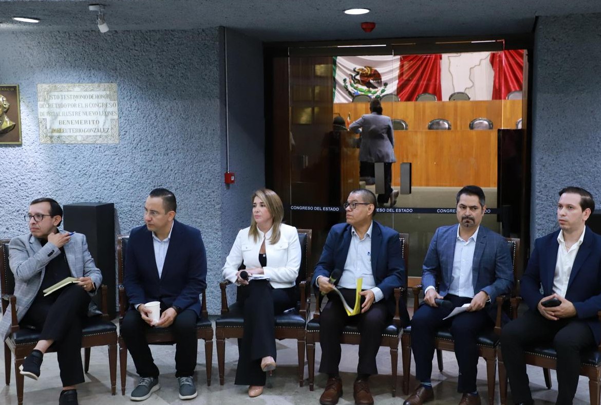 Periodistas de Monterey y diputados Periodistas de Monterey y diputados