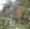 Elementos de emergencia acudieron a la zona para atender el incendio Elementos de emergencia acudieron a la zona para atender el incendio