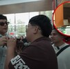 El chocolate que rompieron los miembros de Grupo Firme oscila entre los 18 a 20 mil pesos. El chocolate que rompieron los miembros de Grupo Firme oscila entre los 18 a 20 mil pesos.