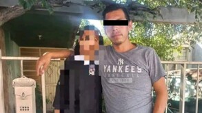En el celular del hombre había un video donde presuntamente se observaban actos indebidos cometidos por éste en agravio de la menor.