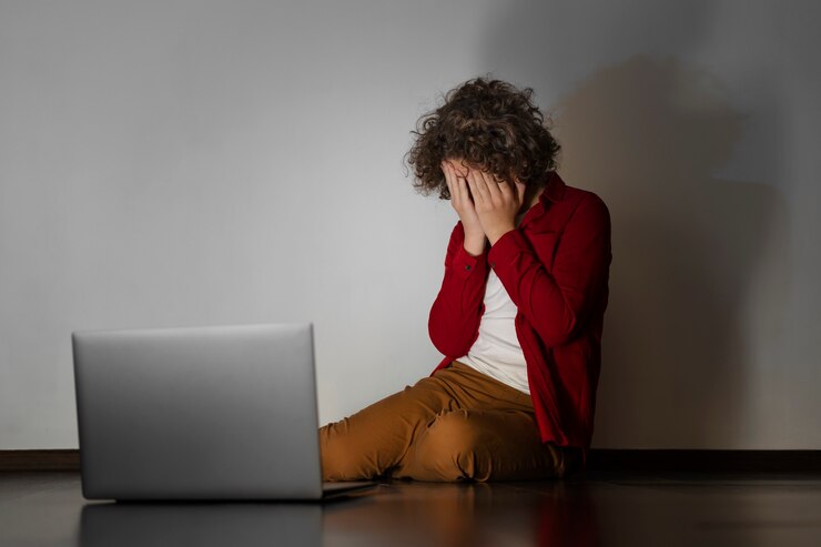 Uno de cada cinco usuarios de Internet en Nuevo León ha vivido ciberacoso de acuerdo con cifras del Instituto Nacional de Estadística y Geografía. Uno de cada cinco usuarios de Internet en Nuevo León ha vivido ciberacoso de acuerdo con cifras del Instituto Nacional de Estadística y Geografía.