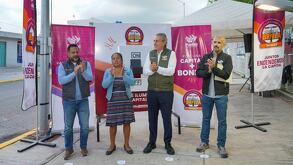 pepe chedraui y otras personas en un evento