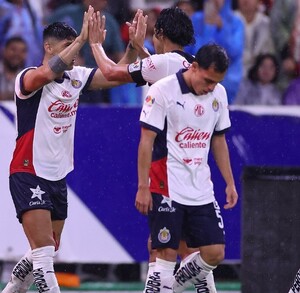 Los derechos de transmisión de las Chivas cambiaron desde el torneo pasado y ahora es una plataforma de streaming la que se encarga de transmitir sus juegos. Los derechos de transmisión de las Chivas cambiaron desde el torneo pasado y ahora es una plataforma de streaming la que se encarga de transmitir sus juegos.
