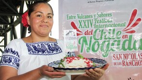 El mal clima generó que los árboles de durazno tengan apenas la mitad del avance en madurez, fruta esencial para la preparación del platillo.