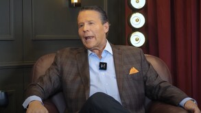 Alfredo Adame graba cien saludos diarios: cuánto-gana mensualmente