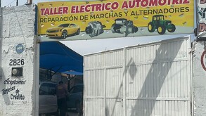Según los cálculos de los afectados, el valor aproximado de lo sustraído, entre herramienta especializada y dinero en efectivo, ronda los 300,000 pesos.