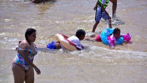 Caletilla es una de las playas más sucias de Acapulco