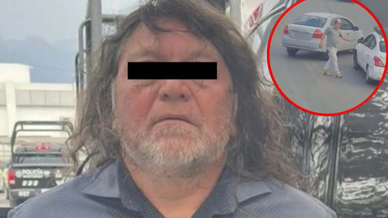 Durante la revisión al sospechoso en la colonia Acero, los oficiales encontraron envoltorios con una sustancia similar a la droga cristal, al igual que un revol