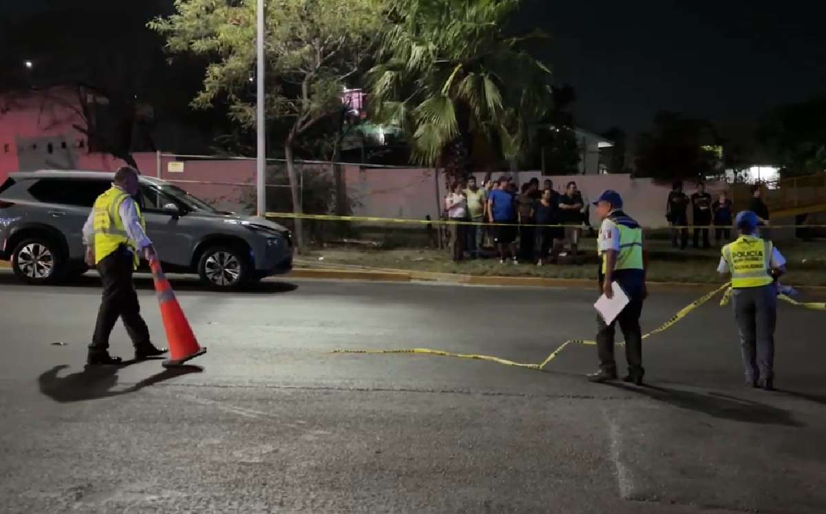Un hombre adulto mayor murió luego de ser atropellado sobre la avenida Rangel Frías, a la altura de la colonia Balcones de Aztlán, en el municipio de Monterrey.
