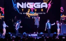 El cantante panameño Nigga ofreció un concierto en la Arena Mobil de Monterrey como parte de su gira Memories Romantic Style.