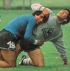 Sergio Almirón y Diego Maradona con la 'Albiceleste'
