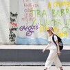 La Ciudad de México presenció la primer marcha contra la gentrificación con diverso daños en negocios de origen extranjero La Ciudad de México presenció la primer marcha contra la gentrificación con diverso daños en negocios de origen extranjero