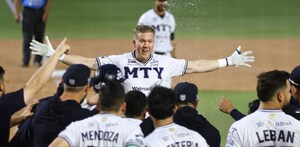 Sultanes ganó los 3 juegos ante Rieleros / Roberto Alanís Sultanes ganó los 3 juegos ante Rieleros / Roberto Alanís