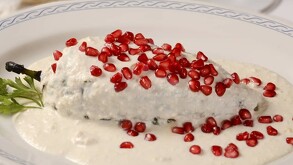 El chile en nogada es uno de los platillos mexicanos más reconocidos en la época de septiembre y fiestas patrias