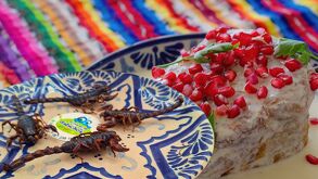 En Tehuacán, un restaurante ofrece chiles enogada con escorpiones como guarnición. Conoce esta tradición familiar que fusiona riesgo, sabor y respeto.