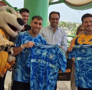 Fernando Gorriarán y Samuel García en la inauguración de la estación del metro en honor a Tigres. Fernando Gorriarán y Samuel García en la inauguración de la estación del metro en honor a Tigres.