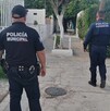 Vecinos de la colonia Alamedas de Torreón se alarmaron luego de una fuerte discusión entre una pareja; el hombre se terminó autolesionando. Vecinos de la colonia Alamedas de Torreón se alarmaron luego de una fuerte discusión entre una pareja; el hombre se terminó autolesionando.