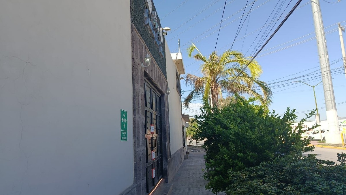 Un menor de tan solo cuatro años murió la tarde del domingo luego de ingresar a una alberca durante una fiesta en quinta de Miravalle. Un menor de tan solo cuatro años murió la tarde del domingo luego de ingresar a una alberca durante una fiesta en quinta de Miravalle.
