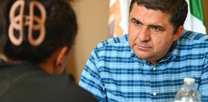 Homero Martínez Cabrera, encabezó un encuentro directo con la ciudadanía mediante el programa de Audiencias Públicas. Homero Martínez Cabrera, encabezó un encuentro directo con la ciudadanía mediante el programa de Audiencias Públicas.