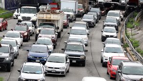Solo el 10 % de los trabajadores utilizaba el transporte de personal