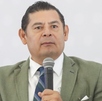 El mandatario poblano recalcó a los alcaldes que es su OBLIGACIÓN realizar pavimentaciones y bacheo, pues así se establece en la Constitución.