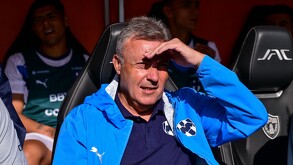 Cómo le ha ido a Rayados cuando un técnico debuta en el Gigante de Acero.