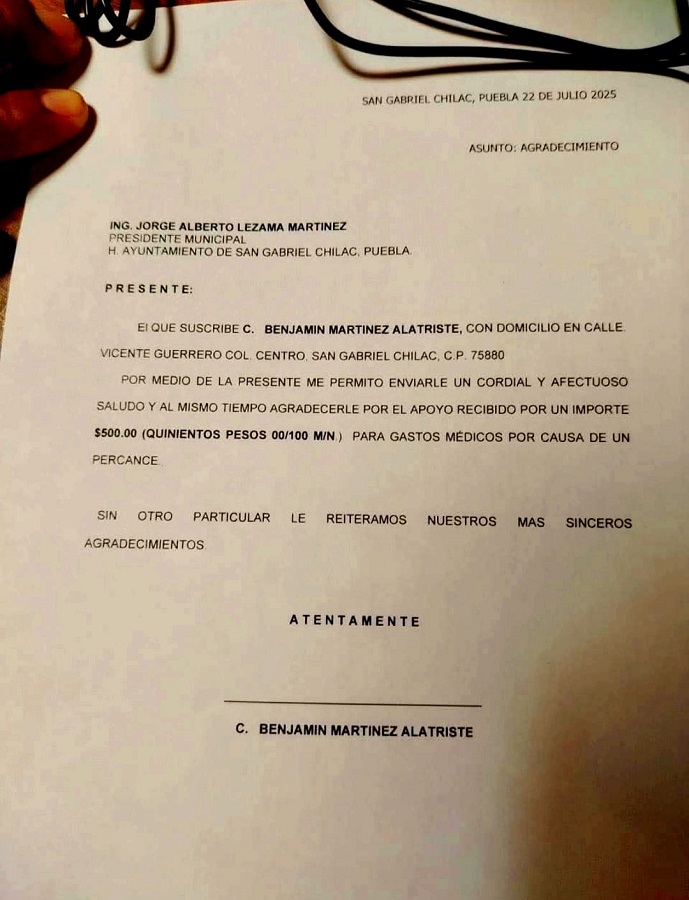 La patrulla, al viajar a exceso de velocidad, provocó que Benjamín derrapara y cayera de su motocicleta, quedando con diversa lesiones. La patrulla, al viajar a exceso de velocidad, provocó que Benjamín derrapara y cayera de su motocicleta, quedando con diversa lesiones.