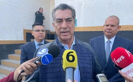 El ex gobernador de Nuevo León indicó que cada primer lunes del mes tendrá que hacer este procedimiento hasta que se termine el proceso legal.