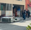 Bajo los escombros rescataron a tres personas, las cuales fueron trasladadas a un hospital de la zona para su intervención quirúrgica. Bajo los escombros rescataron a tres personas, las cuales fueron trasladadas a un hospital de la zona para su intervención quirúrgica.