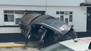 Elementos de la Cruz Roja Toluca fueron desplazados al sitio para atender a los lesionados.