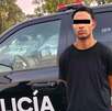 Elementos de la Policía Municipal detuvieron a un hombre de origen venezolano con un arma y dosis de droga cristal en el Centro de Monterrey. Elementos de la Policía Municipal detuvieron a un hombre de origen venezolano con un arma y dosis de droga cristal en el Centro de Monterrey.